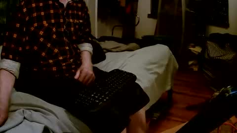 Larbie online show from 10/24/25, 10:44