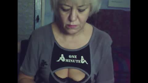 larisaq4ugo24 online show from 01/13/25, 12:24