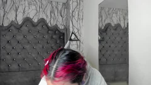  Lari online show from 01/14/25, 02:19