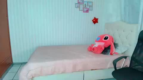 Larissas online show from 09/09/25, 08:52