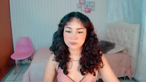 Larissas online show from 09/13/25, 06:40