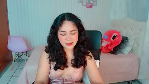 Larissas online show from 09/16/25, 12:00