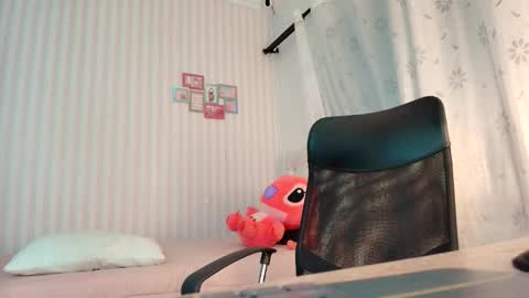 Larissas online show from 09/20/25, 11:28