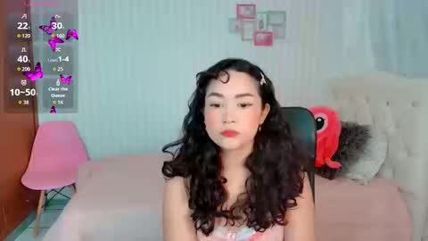 Larissas online show from 09/26/25, 08:24