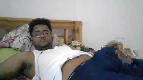 larry_125 online show from 10/11/25, 01:31