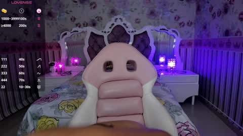 Snapshot of latin_ashley_ chatting on 01/10/25, 02:14 Valeria online show from 01/10/25, 02:14
