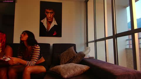 Snapshot of latin_couple77 chatting on 01/10/25, 11:22 Sara y Andy online show from 01/10/25, 11:22