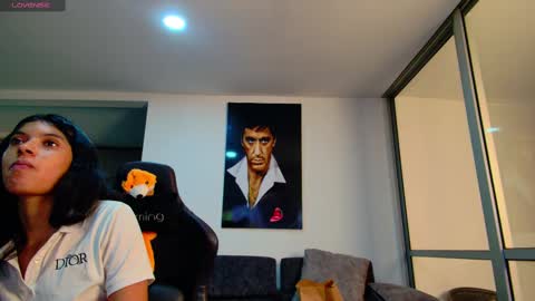 Snapshot of latin_couple77 chatting on 03/09/25, 05:55 Sara y Andy online show from 03/09/25, 05:55