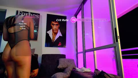 Snapshot of latin_couple77 chatting on 11/11/25, 05:40 Sara y Andy online show from 11/11/25, 05:40