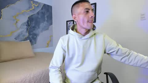 crissex  online show from 11/14/25, 01:32