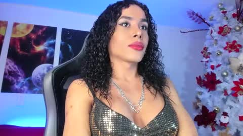 Snapshot of latin_goddessx chatting on 01/06/25, 12:37 instagramlatin goddessx im nikoll online show from 01/06/25, 12:37