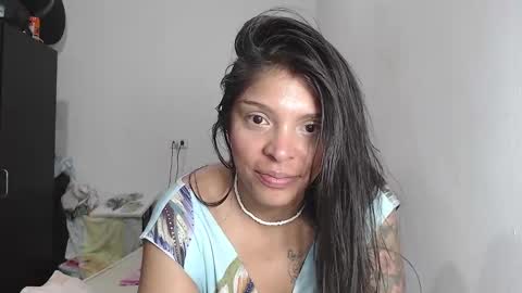 Snapshot of latin_meg chatting on 12/04/24, 01:03 M E G A N online show from 12/04/24, 01:03