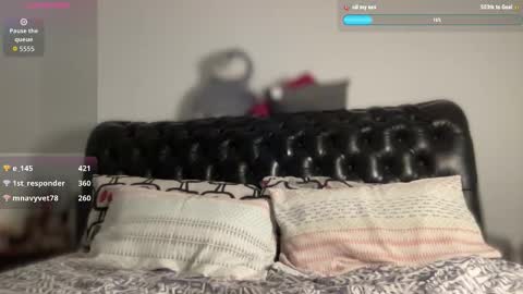 latina_bbyxo online show from 10/23/25, 08:02