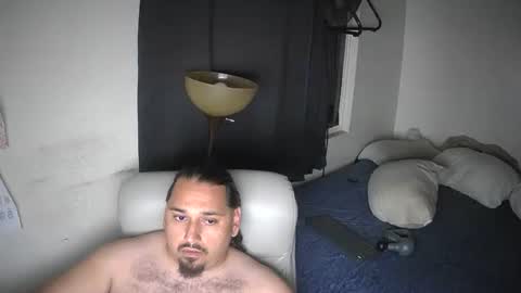 Snapshot of latinbb3030 chatting on 11/04/25, 08:46 LatinoBB online show from 11/04/25, 08:46