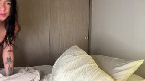 Hi -  online show from 09/21/25, 11:17