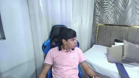 Snapshot of latingentx_vc chatting on 11/08/25, 11:54 latingentx vc online show from 11/08/25, 11:54