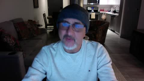 Snapshot of latinnous chatting on 12/08/24, 11:19 QS - INDEPENDENT MODEL online show from 12/08/24, 11:19