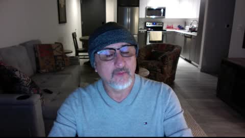 Snapshot of latinnous chatting on 12/25/24, 03:29 QS - INDEPENDENT MODEL online show from 12/25/24, 03:29