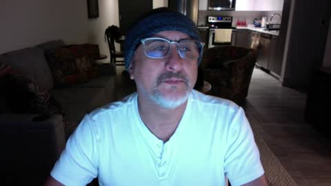 Snapshot of latinnous chatting on 01/27/25, 03:04 QS - INDEPENDENT MODEL online show from 01/27/25, 03:04