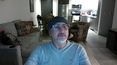 Snapshot of latinnous chatting on 02/12/25, 02:45 QS - INDEPENDENT MODEL online show from 02/12/25, 02:45