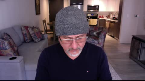Snapshot of latinnous chatting on 02/22/25, 06:19 QS - INDEPENDENT MODEL online show from 02/22/25, 06:19
