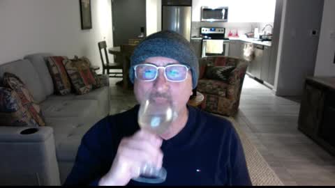 Snapshot of latinnous chatting on 02/23/25, 06:17 QS - INDEPENDENT MODEL online show from 02/23/25, 06:17