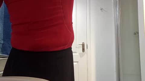 Snapshot of latino8484 chatting on 01/19/25, 10:28 latino8484 online show from 01/19/25, 10:28