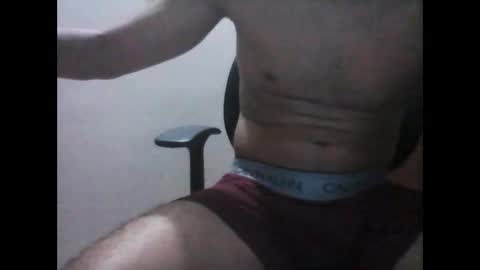 Snapshot of latintropikal chatting on 02/10/25, 05:36 Latin Flow online show from 02/10/25, 05:36