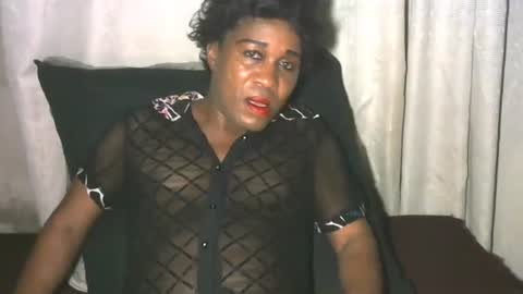 Snapshot of latoyyabed1 chatting on 11/12/25, 11:25 latoyyabed1 online show from 11/12/25, 11:25