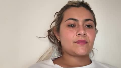 MiaBelle online show from 12/03/25, 01:42