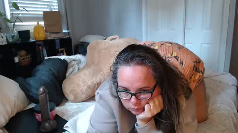 Snapshot of laulauma chatting on 10/29/25, 03:36 LauLauMa online show from 10/29/25, 03:36