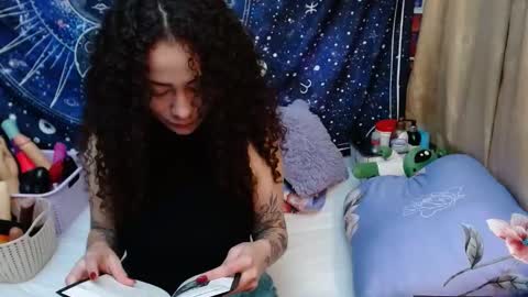 Snapshot of laura_anal_ chatting on 12/12/24, 07:26 Wen online show from 12/12/24, 07:26