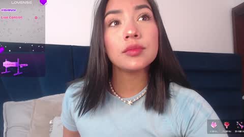 Snapshot of laura_golden1 chatting on 01/30/25, 07:26 lLAURA online show from 01/30/25, 07:26