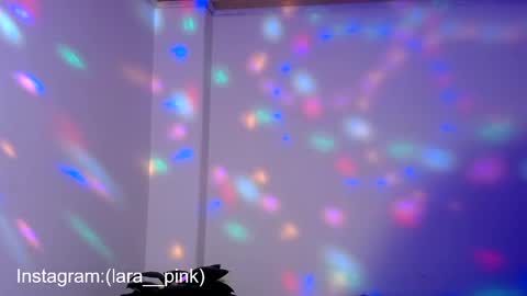 laura_pink01 online show from 01/18/25, 02:47