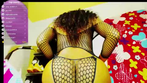 Snapshot of laura_sexo11 chatting on 09/16/25, 03:18 laura_sexo11 online show from 09/16/25, 03:18