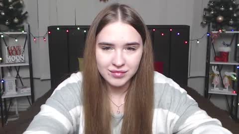 Snapshot of laurahlot chatting on 01/10/25, 01:21 LauraHlot online show from 01/10/25, 01:21