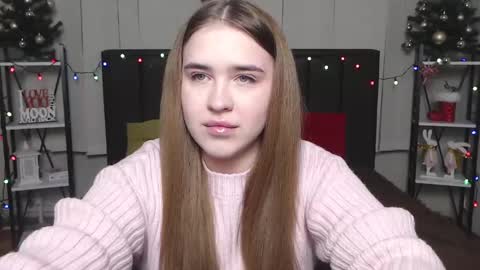 Snapshot of laurahlot chatting on 01/14/25, 07:11 LauraHlot online show from 01/14/25, 07:11