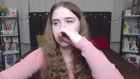 Snapshot of laurahlot chatting on 01/23/25, 01:08 LauraHlot online show from 01/23/25, 01:08