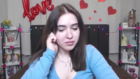 Snapshot of laurahlot chatting on 02/12/25, 10:15 LauraHlot online show from 02/12/25, 10:15