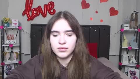 Snapshot of laurahlot chatting on 02/24/25, 06:58 LauraHlot online show from 02/24/25, 06:58