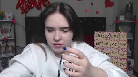 Snapshot of laurahlot chatting on 03/06/25, 10:04 LauraHlot online show from 03/06/25, 10:04