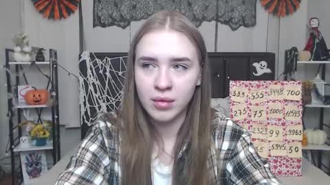 Snapshot of laurahlot chatting on 10/25/25, 05:51 LauraHlot online show from 10/25/25, 05:51