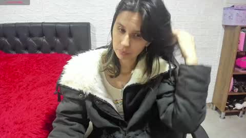 Snapshot of lauren_ashlee chatting on 01/21/25, 07:17 Lauren Independent model online show from 01/21/25, 07:17
