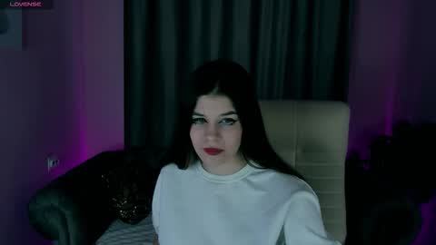 Lauren online show from 10/22/25, 11:32