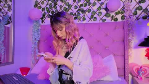 Lauren evans9 online show from 11/11/25, 01:49