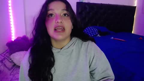 laurenkenner28_ online show from 09/09/25, 07:13