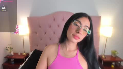 Snapshot of laurenn_smitth chatting on 03/10/25, 12:37 laurenn_smitth online show from 03/10/25, 12:37