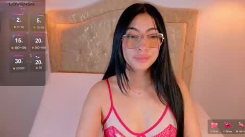 laurenn_smitth online show from 10/29/25, 01:02