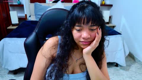 laurent online show from 10/24/25, 03:25