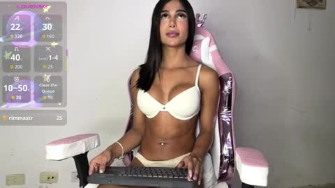laurita_os online show from 10/19/25, 07:20